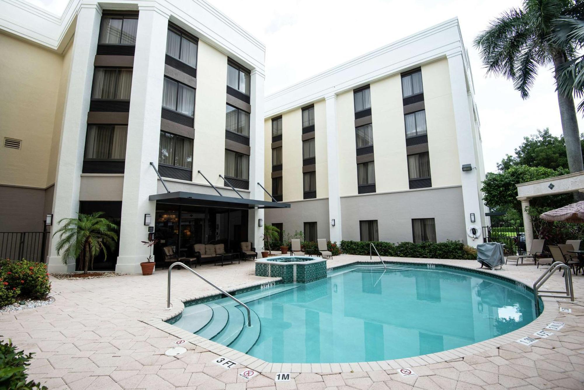 Hampton Inn Boca Raton Eksteriør billede